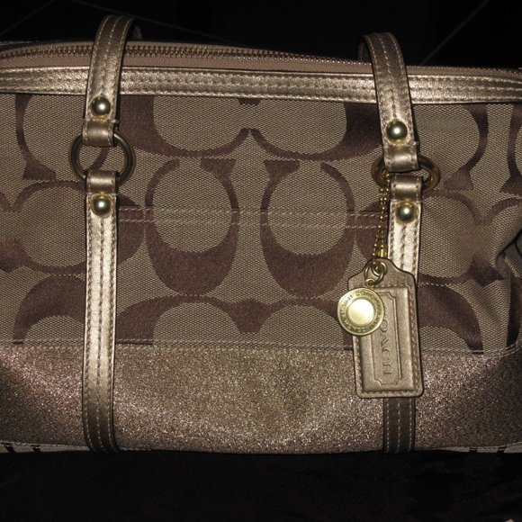 STUNNING VINTAGE PRISTINE METALLIC COACH KHAKI SIGNATURE GOLD  SATCHEL HANDBAG - Picture 13 of 13